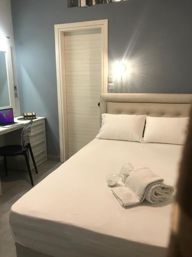 Avra Comfort Rooms - Family ネア・ポティダイア エクステリア 写真