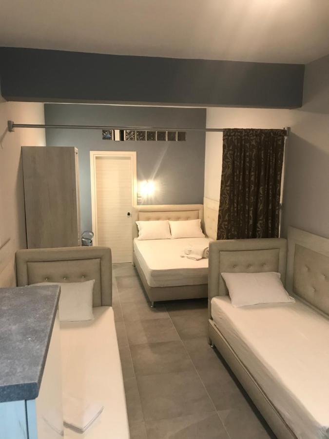 Avra Comfort Rooms - Family ネア・ポティダイア エクステリア 写真